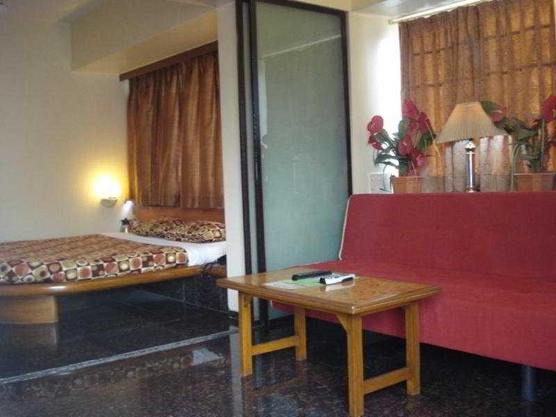 Hotel Jayshree Domestic Airport Mumbai Exterior photo